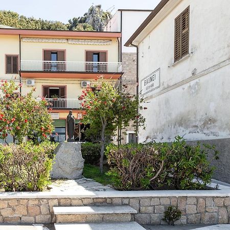 A Su Santu Nigola Apartamento Baunei Exterior foto